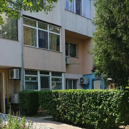 Daria Apartment *
